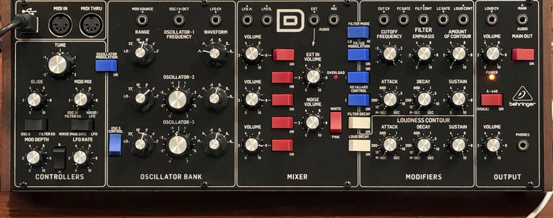 The Behringer MODEL D panel as set for “Triangle”